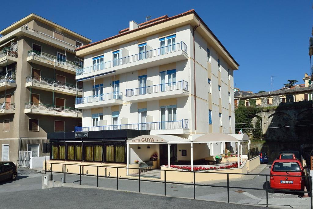 Hotel Guya Varazze Buitenkant foto