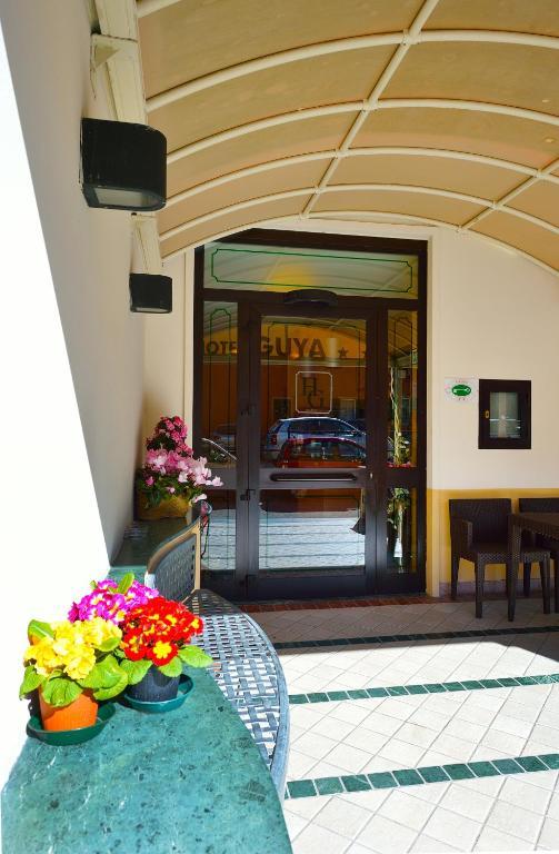 Hotel Guya Varazze Buitenkant foto