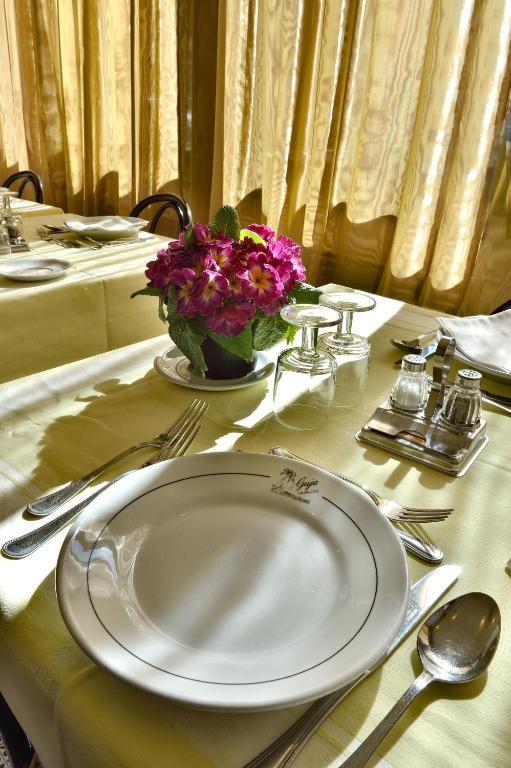 Hotel Guya Varazze Buitenkant foto