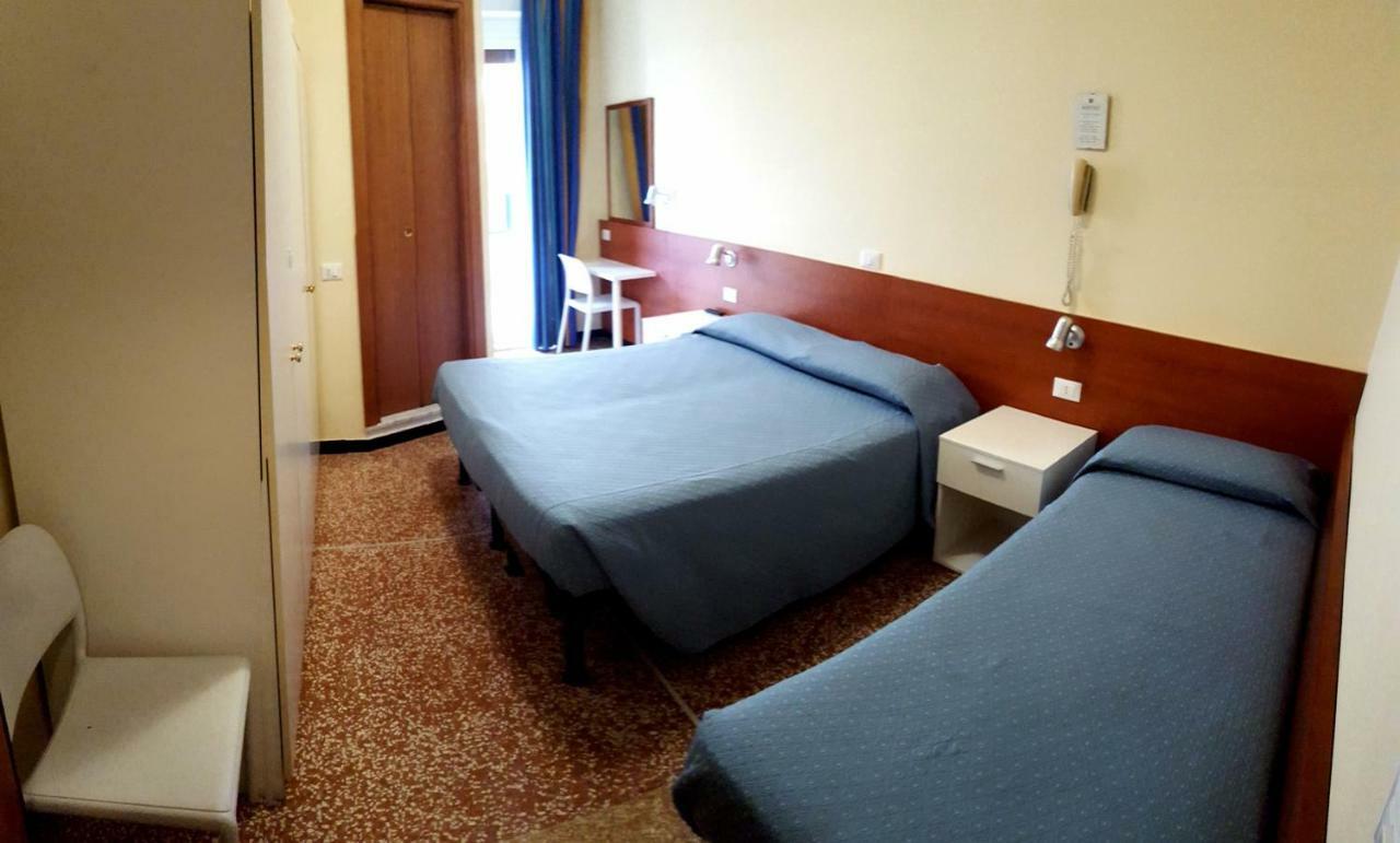Hotel Guya Varazze Buitenkant foto