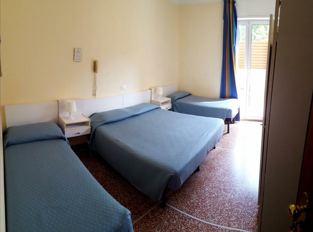 Hotel Guya Varazze Buitenkant foto